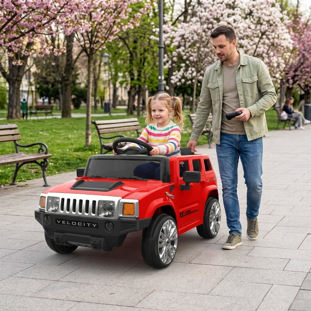 Auto na akumulator crveni na daljinski 93 cm na stazi u parku sa roditeljem i detetom