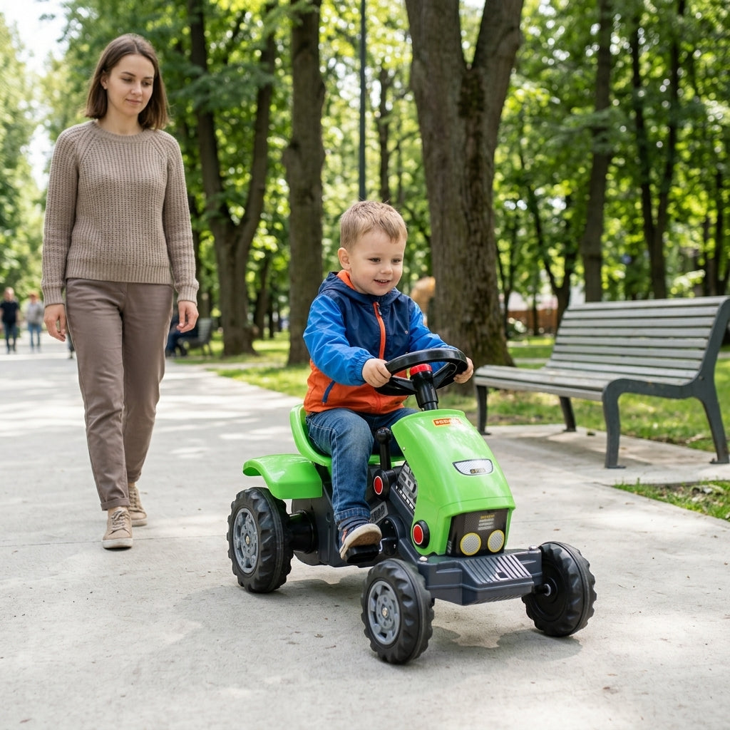 Traktor na pedale zeleni 78 cm u vožnji po stazi u gradskom parku