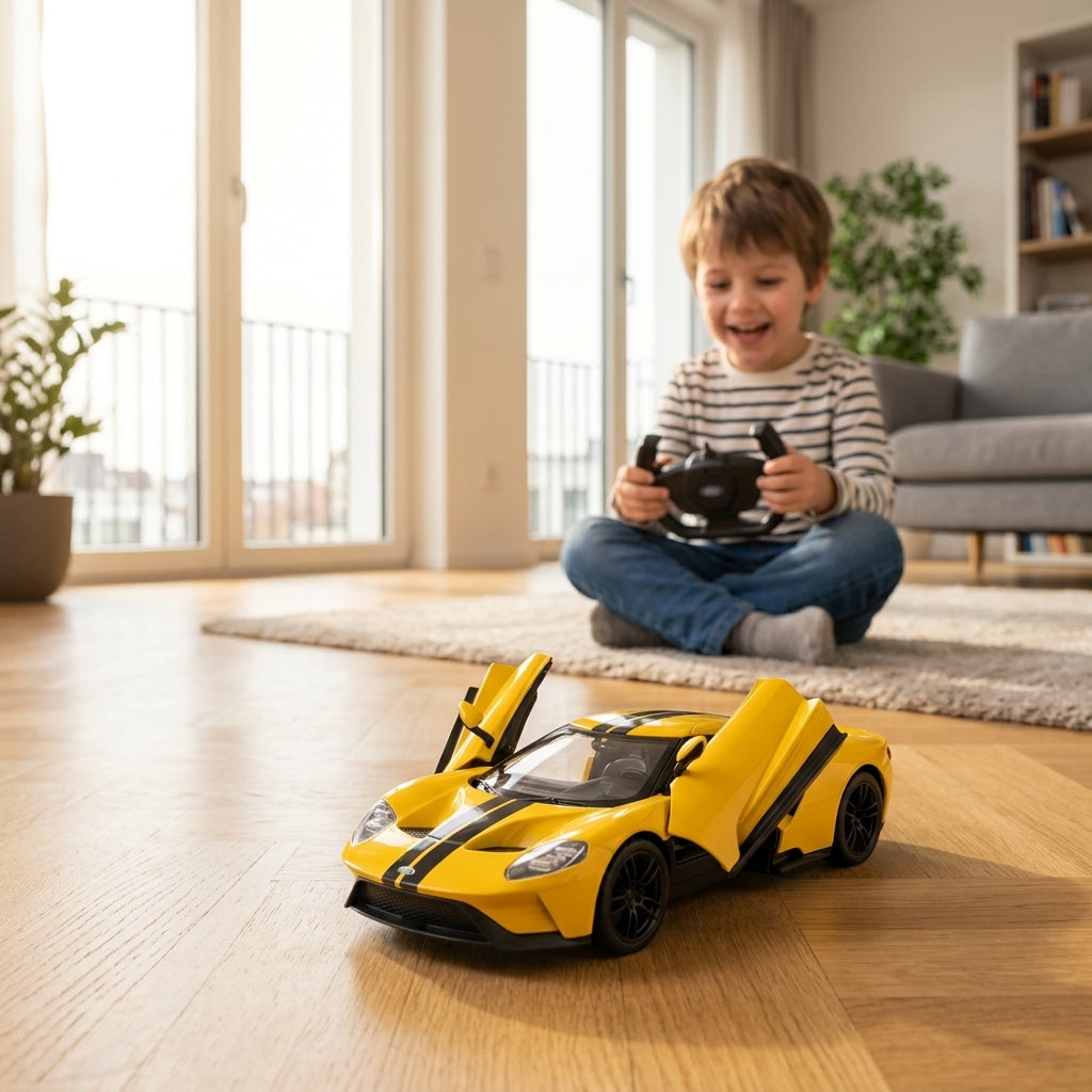 Auto na daljinski Ford GT - žuti sportski model sa podignutim vratima na parketu u sobi